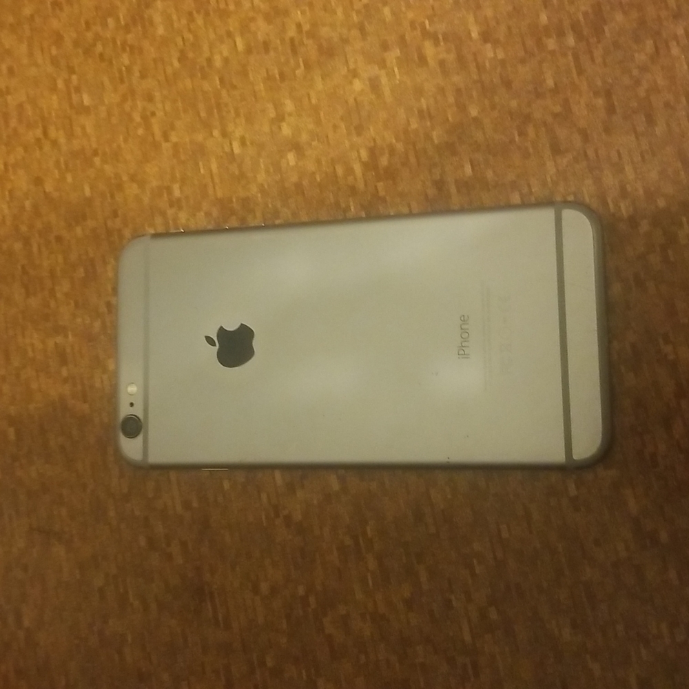 iPhone 6 plus - Picture 2 of 2